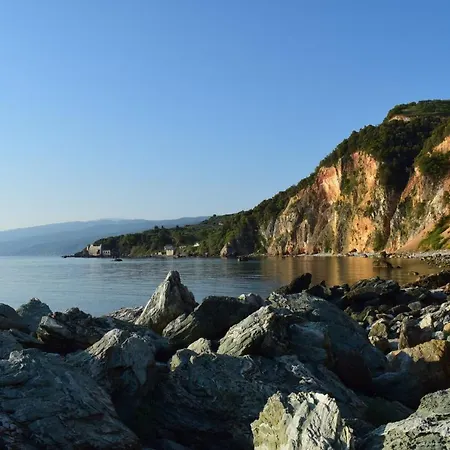 Iri.mia Nature Sklithro (Melivoia)