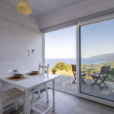 Iri.mia Nature Lodge