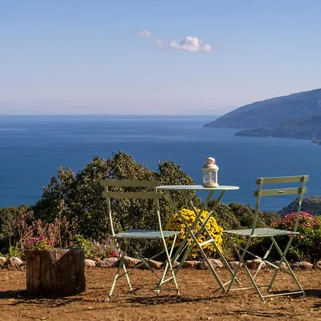 Lodge Iri.mia Nature Sklithro (Melivoia)